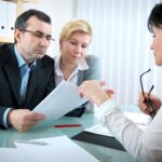 Essential Tips for Choosing the Right Divorce Lawyer to Navigate Your Separation
